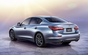 Infiniti-Q50-sedan-2