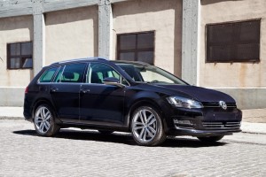 volkswagen-golf-sportwagon-1