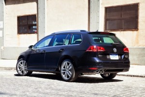 volkswagen-golf-sportwagon-2