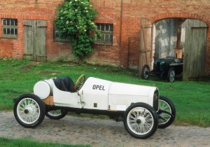 Opel-100-engine-4