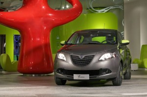 lancia-ypsilon-2