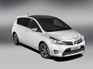 toyota-verso-1