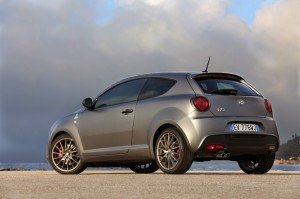 Alfa-Romeo-Quadrifoglio-Verde-11
