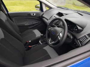 ford EcoSport 4