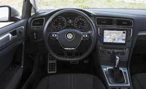 volkswagen golf alltrack 3