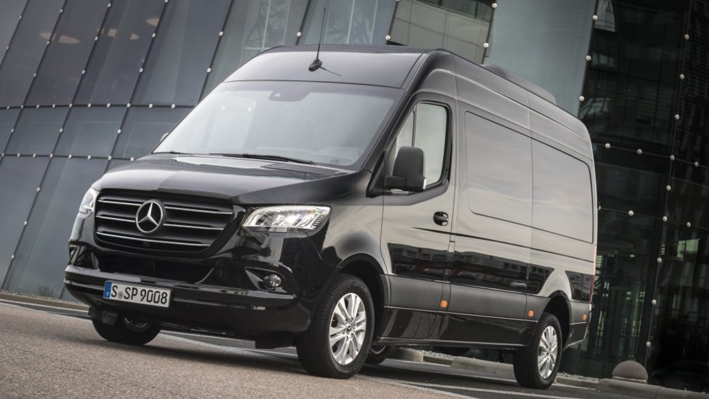 Ανακαλούνται 116 Mercedes-Benz Sprinter