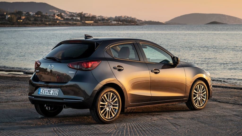Ανανεωμένο Mazda 2 από 13.934€ - Onlydriving