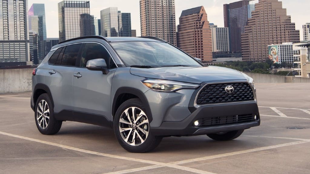 toyota corolla cross 1