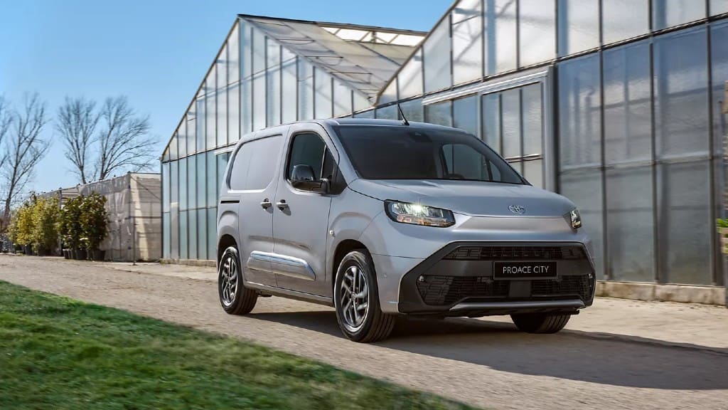 anaklisi toyota proace city 1